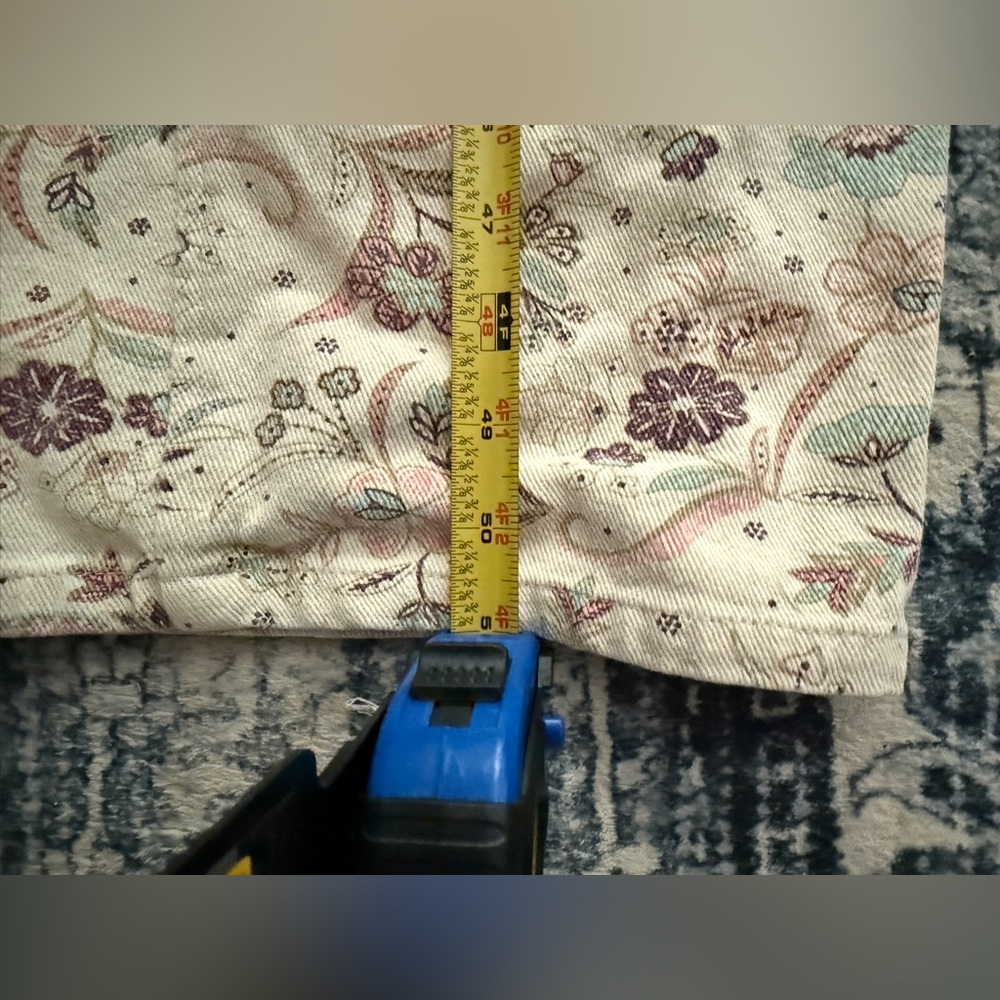 Easel Cream Floral Patterned jumpsuit - Picture 9 of 9